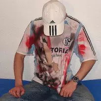 Schalke 04 shirts messed up